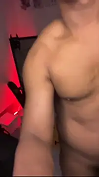 Snapshot of nick__yy chatting on June 7, 7:50 pm nick yy online show from June 7, 7:50 pm