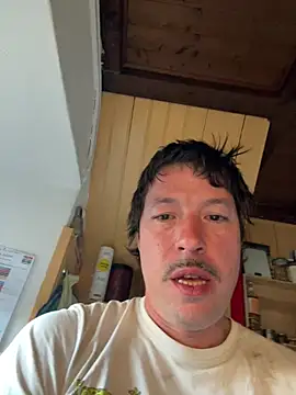 zenzero87 online show from March 5, 7:05 am