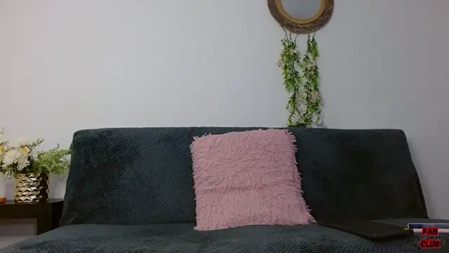 Snapshot of Kendal_Mosk chatting on November 27, 2:30 pm Kendal Mosk online show from November 27, 2:30 pm