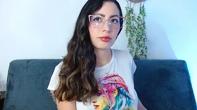 Snapshot of Kendal_Mosk chatting on February 22, 7:12 pm Kendal Mosk online show from February 22, 7:12 pm