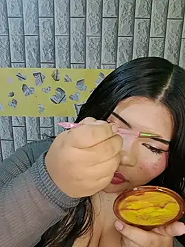 Snapshot of CANELA_9911 chatting on February 1, 1:37 am CANELA 9911 online show from February 1, 1:37 am