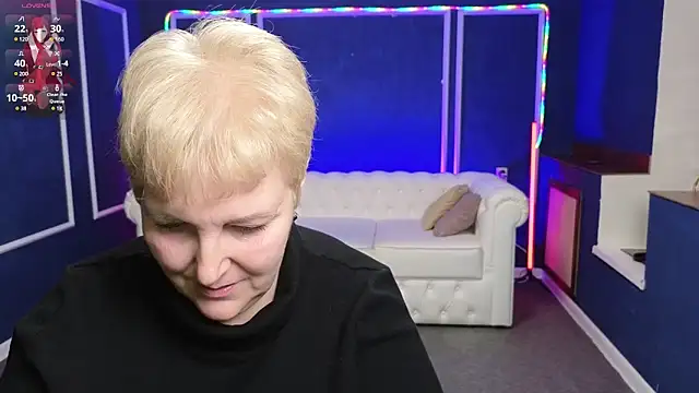 Snapshot of Sandra_Snow chatting on January 19, 9:45 pm Sandra Snow online show from January 19, 9:45 pm
