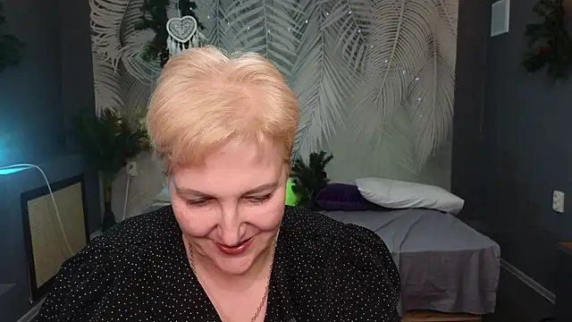 Snapshot of Sandra_Snow chatting on January 23, 5:42 pm Sandra Snow online show from January 23, 5:42 pm