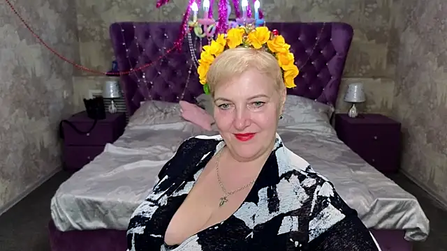 Snapshot of Sandra_Snow chatting on February 14, 8:59 pm Sandra Snow online show from February 14, 8:59 pm