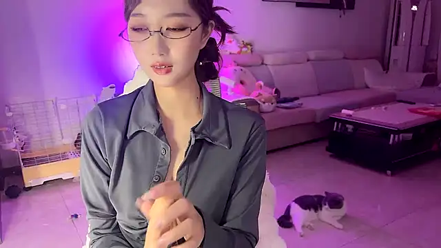 Snapshot of pinnnnnnk chatting on December 22, 2:06 pm pinnnnnnk online show from December 22, 2:06 pm