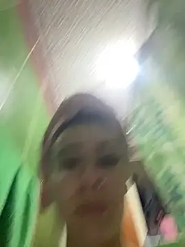 Snapshot of Zoee_t chatting on January 27, 1:05 am Zoee t online show from January 27, 1:05 am