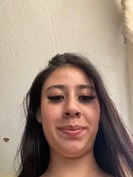 Snapshot of Zoee_t chatting on January 31, 9:26 pm Zoee t online show from January 31, 9:26 pm