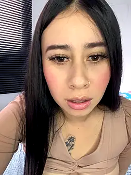 Snapshot of Zoee_t chatting on October 12, 7:46 pm Zoee t online show from October 12, 7:46 pm