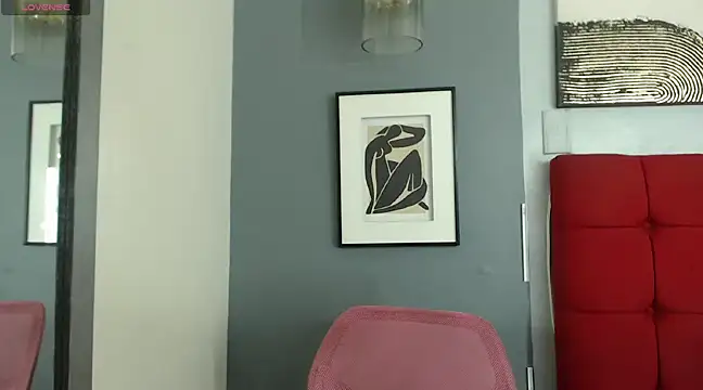  Natassia Dreams online show from December 12, 8:32 pm