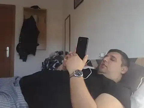  revianzip1 online show from February 13, 1:37 pm