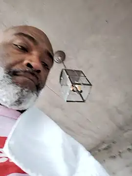 sinnernoir online show from March 22, 3:37 pm