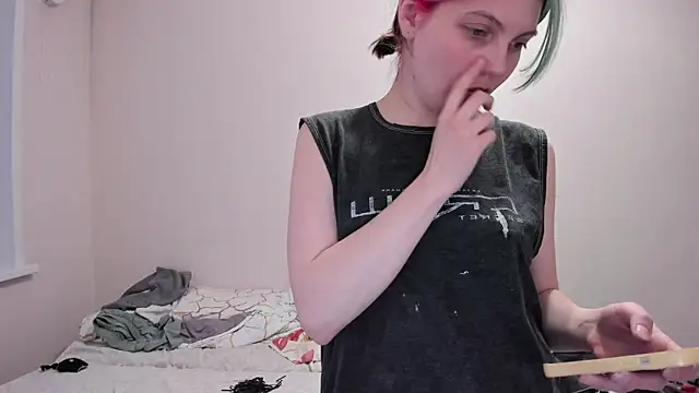 marie reyes  online show from February 11, 11:48 am