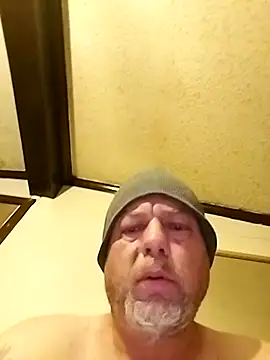 Snapshot of Rayc61 chatting on February 12, 11:49 am Rayc61 online show from February 12, 11:49 am