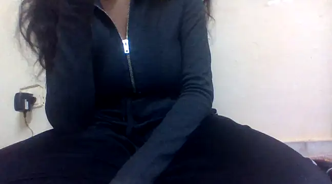 Snapshot of Tiny_busty chatting on December 26, 9:11 am Tiny busty online show from December 26, 9:11 am