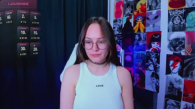 Lilly Soulmate online show from January 3, 1:59 am