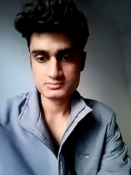 Snapshot of sexybabhi001232 chatting on December 12, 10:56 am sexybabhi001232 online show from December 12, 10:56 am