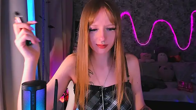 Snapshot of Inma_Lewdness chatting on December 12, 11:40 am Inma Lewdness online show from December 12, 11:40 am