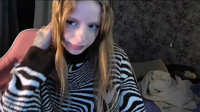 Snapshot of Inma_Lewdness chatting on October 22, 8:52 pm Inma Lewdness online show from October 22, 8:52 pm