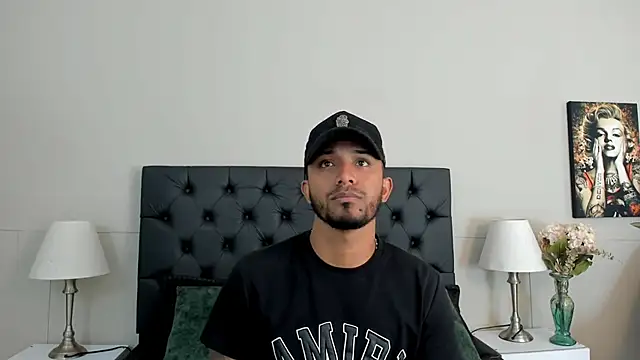 Snapshot of Robin_Rief chatting on September 15, 3:28 am Robin Rief online show from September 15, 3:28 am