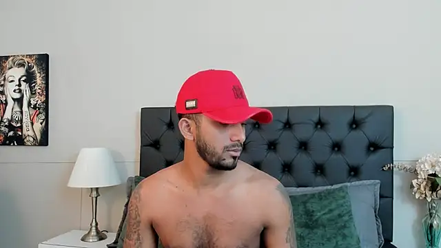 Snapshot of Robin_Rief chatting on September 21, 3:30 am Robin Rief online show from September 21, 3:30 am