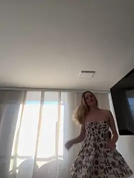 NicoleCut online show from October 29, 11:56 am