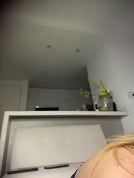 Snapshot of NicoleCut chatting on May 13, 9:17 am NicoleCut online show from May 13, 9:17 am
