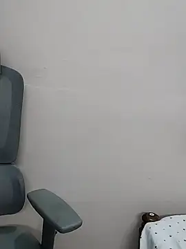 Snapshot of Telugu_magic_07 chatting on February 14, 12:46 pm Telugu magic 07 online show from February 14, 12:46 pm