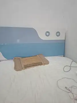 Snapshot of gunian chatting on February 3, 2:02 pm gunian online show from February 3, 2:02 pm