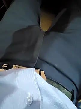 Snapshot of bananadick____ chatting on January 17, 8:34 am bananadick online show from January 17, 8:34 am