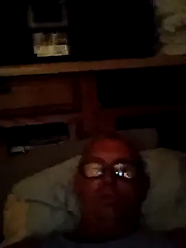 Snapshot of fun2fuck173 chatting on September 19, 7:21 am fun2fuck173 online show from September 19, 7:21 am