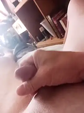 Snapshot of fun2fuck173 chatting on October 2, 3:19 pm fun2fuck173 online show from October 2, 3:19 pm