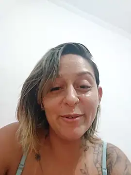 Snapshot of baixinhaloira chatting on January 22, 3:20 am baixinhaloira online show from January 22, 3:20 am