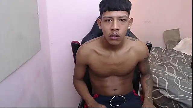 Snapshot of mr_stiven_ chatting on January 14, 6:02 am mr stiven  online show from January 14, 6:02 am