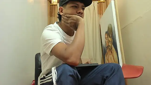 mr stiven  online show from February 8, 2:59 am