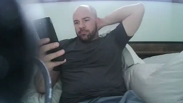 Snapshot of Nickj630 chatting on February 28, 11:17 pm Nickj630 online show from February 28, 11:17 pm