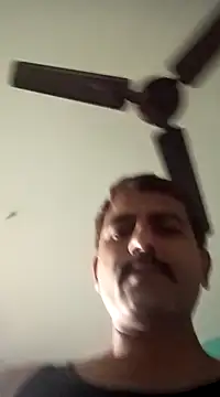 Snapshot of Smarterboytravel chatting on December 23, 6:22 am Smarterboytravel online show from December 23, 6:22 am