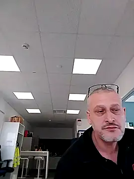 Husoban online show from December 17, 3:18 pm