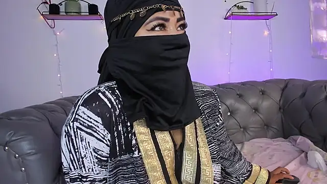 Snapshot of jazmin_anbar chatting on January 20, 7:25 pm jazmin anbar online show from January 20, 7:25 pm