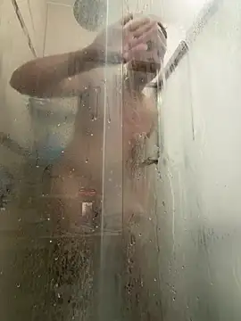 Snapshot of alex_ruiz85 chatting on February 7, 2:32 pm alex ruiz85 online show from February 7, 2:32 pm