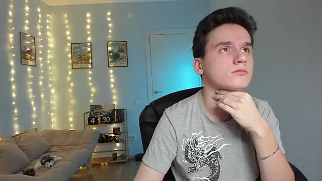 Snapshot of Scooby_k chatting on December 25, 3:40 am Scooby k online show from December 25, 3:40 am