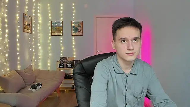 Snapshot of Scooby_k chatting on January 6, 11:29 am Scooby k online show from January 6, 11:29 am