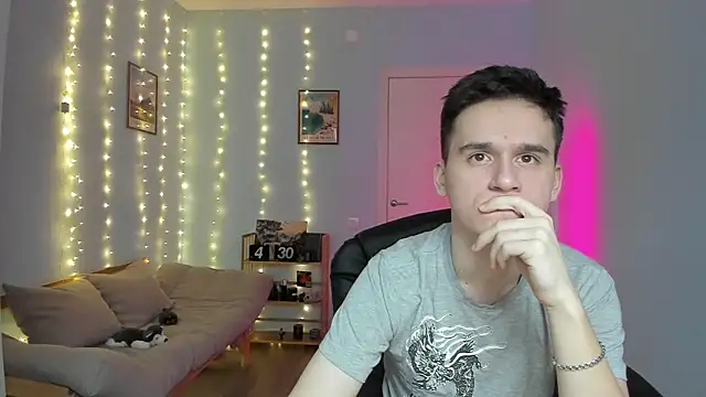 Snapshot of Scooby_k chatting on January 10, 8:40 am Scooby k online show from January 10, 8:40 am