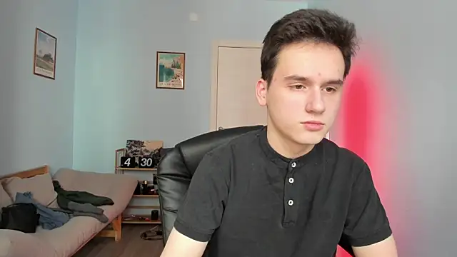 Snapshot of Scooby_k chatting on February 6, 9:22 am Scooby k online show from February 6, 9:22 am