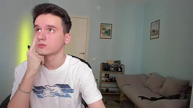 Snapshot of Scooby_k chatting on March 2, 6:59 am Scooby k online show from March 2, 6:59 am