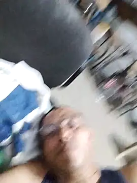 Snapshot of Alex011277 chatting on November 9, 3:49 am Alex011277 online show from November 9, 3:49 am