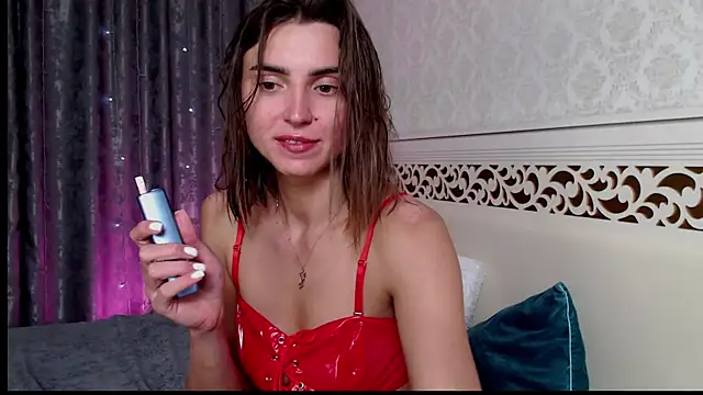 Snapshot of Lesyisme chatting on May 21, 11:12 pm Lesyisme online show from May 21, 11:12 pm