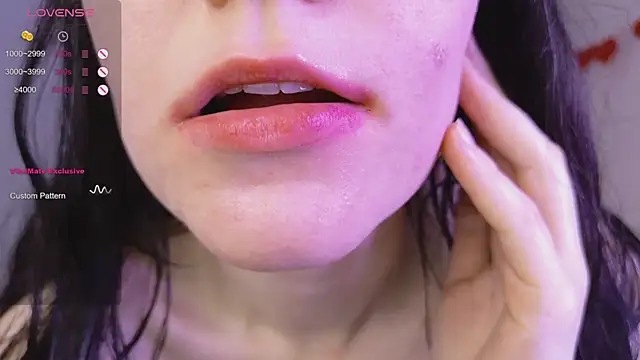 Lana  Cute  online show from February 11, 4:56 pm