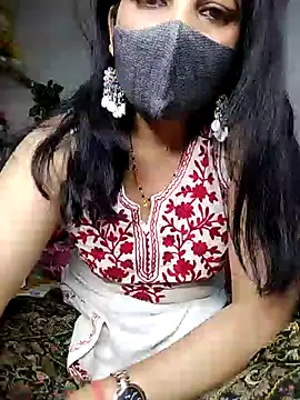 Snapshot of sexy_bhabhi69 chatting on February 14, 11:53 pm sexy bhabhi69 online show from February 14, 11:53 pm