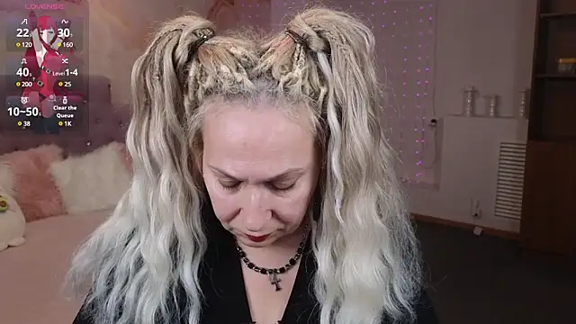 Penelope Pinky online show from February 4, 5:34 pm