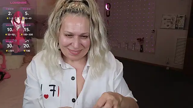 Penelope Pinky online show from February 20, 5:40 pm